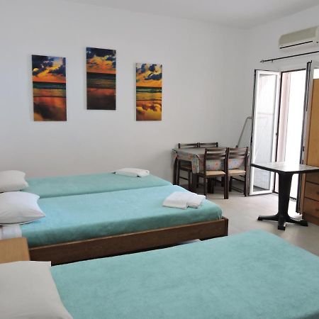 Egeon Rooms&Studios Georgioupoli Exterior foto