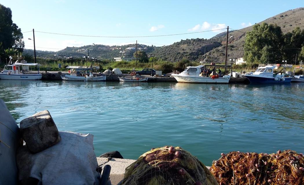 Egeon Rooms&Studios Georgioupoli Exterior foto